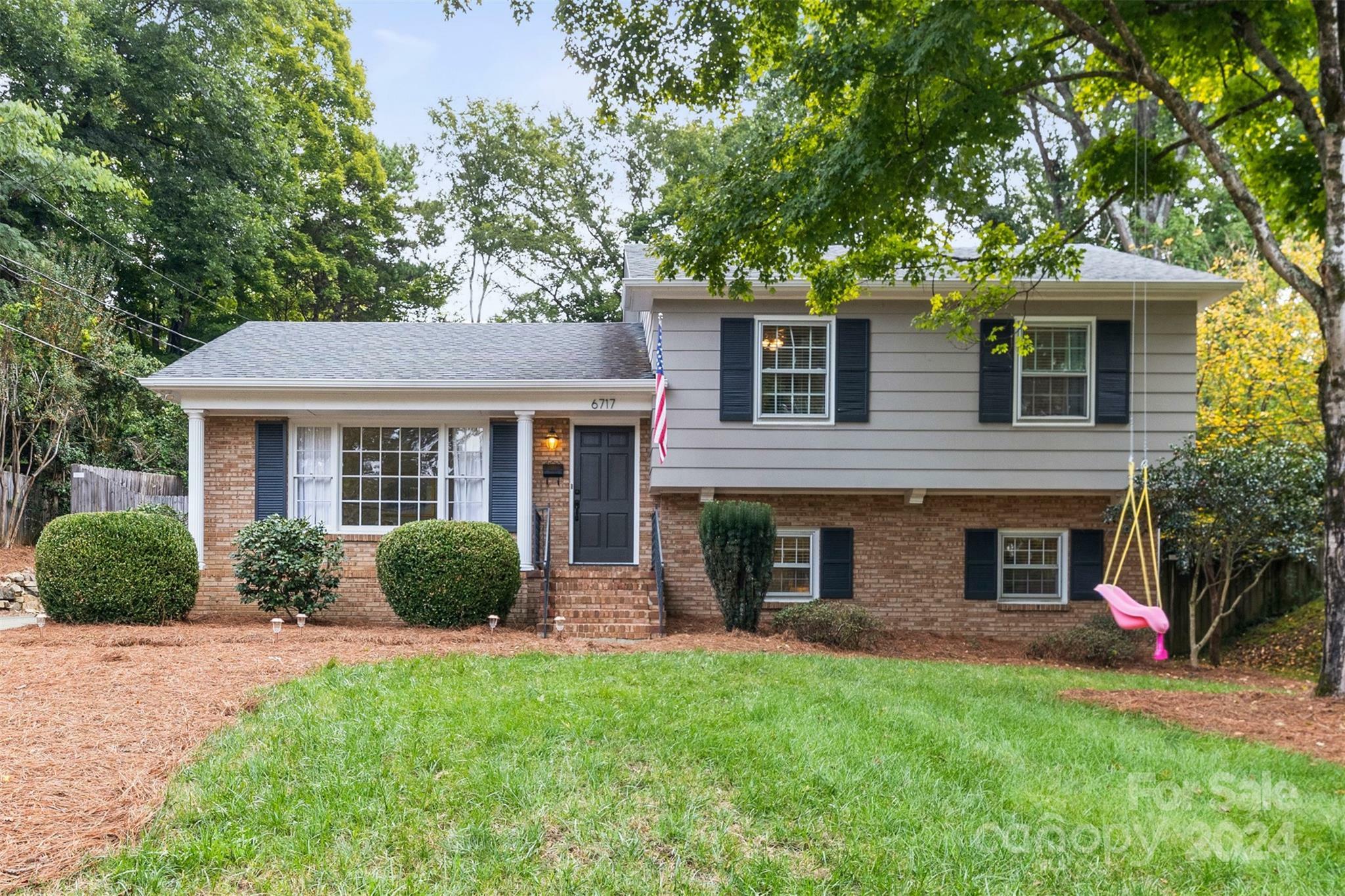 6717 Lancer Drive  Charlotte NC 28226 photo