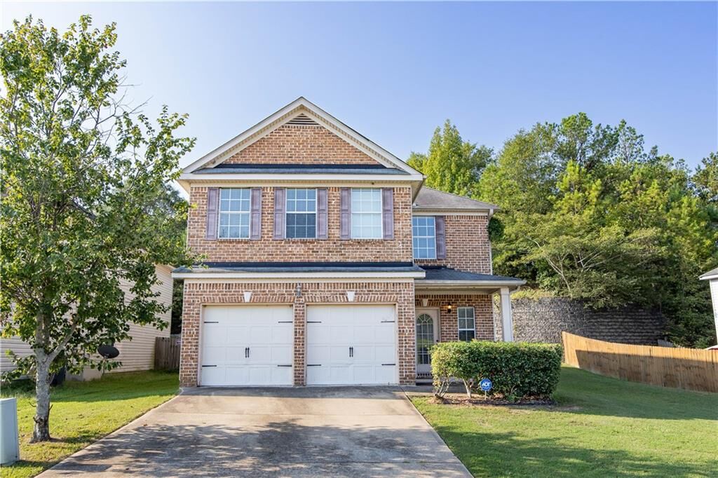 Property Photo: 1504 Adie Street AL 36867