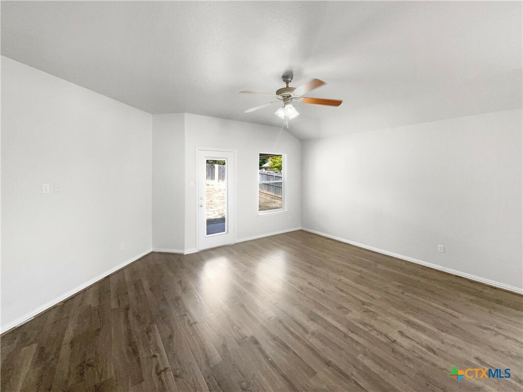 Property Photo:  6101 Flag Stone Drive  TX 76542 