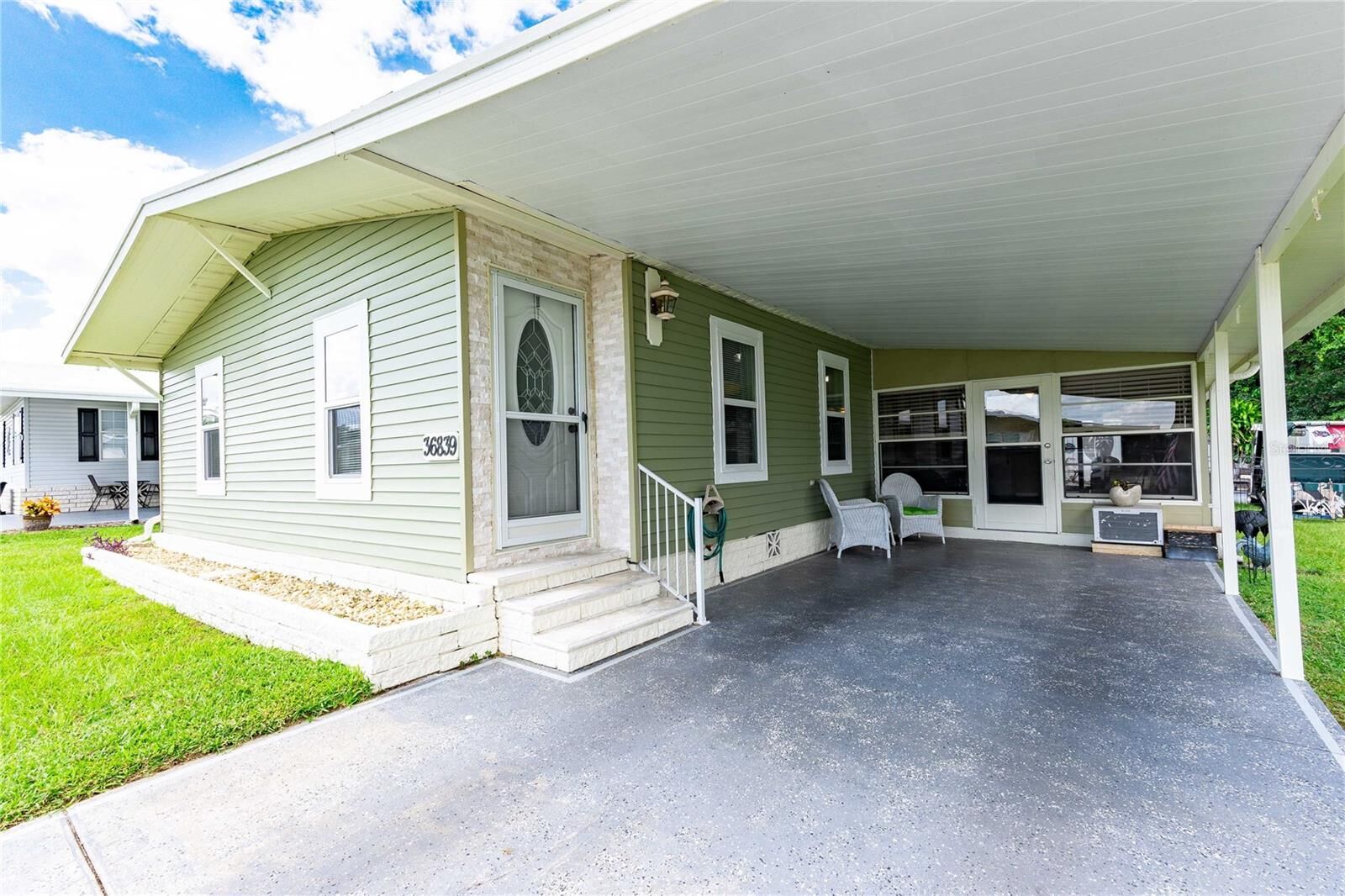 Property Photo: 36839 Tara Avenue FL 33542