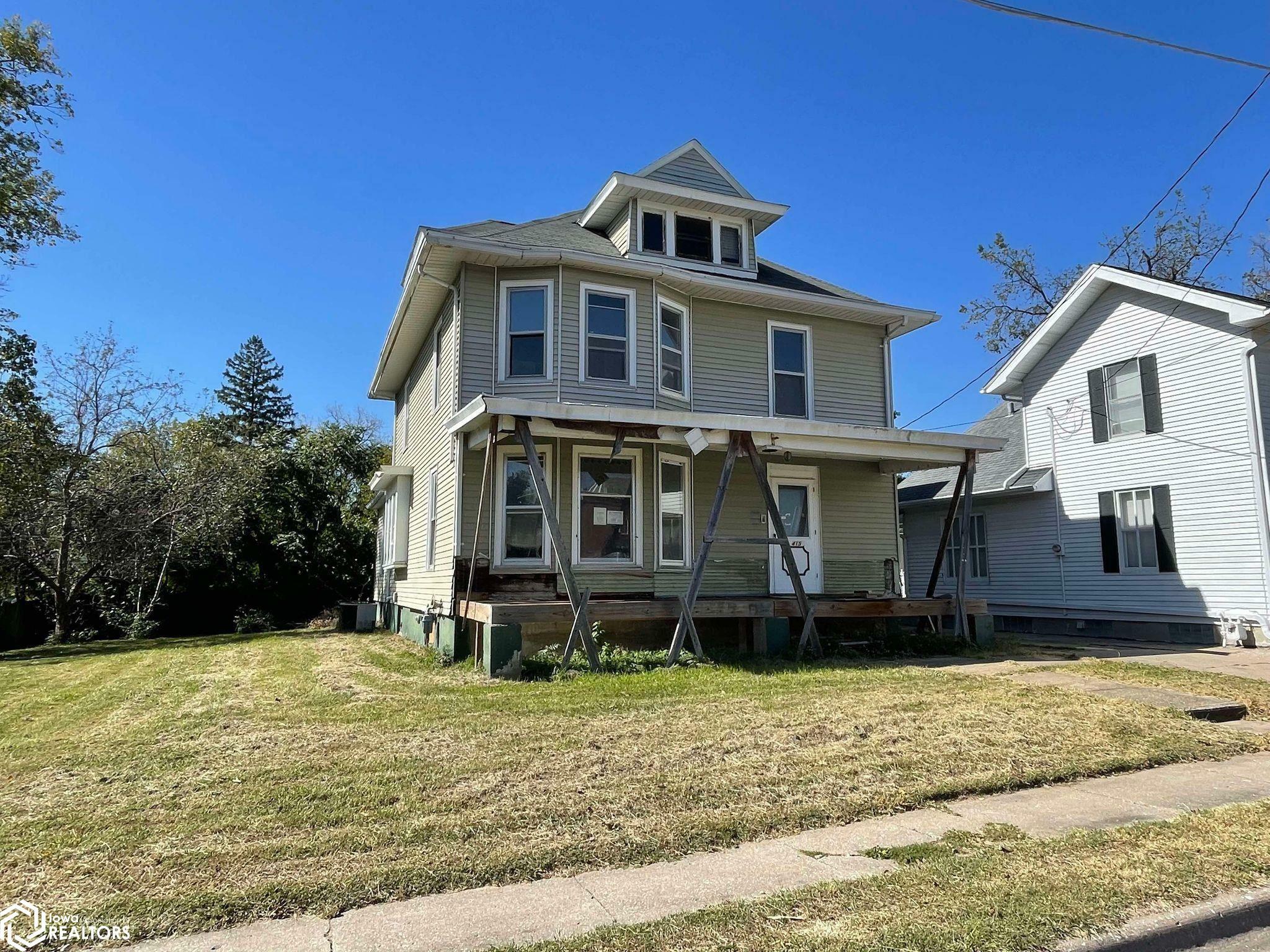 Property Photo:  1415 Osborn Street  IA 52601 