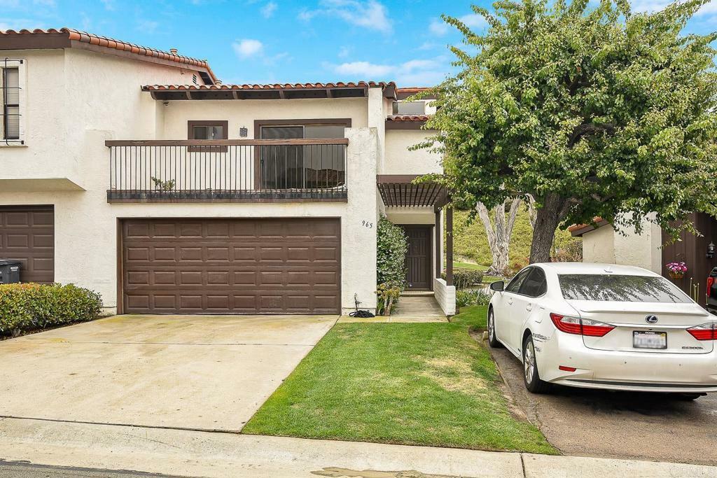 Property Photo:  965 Santa Helena Park Ct  CA 92075 