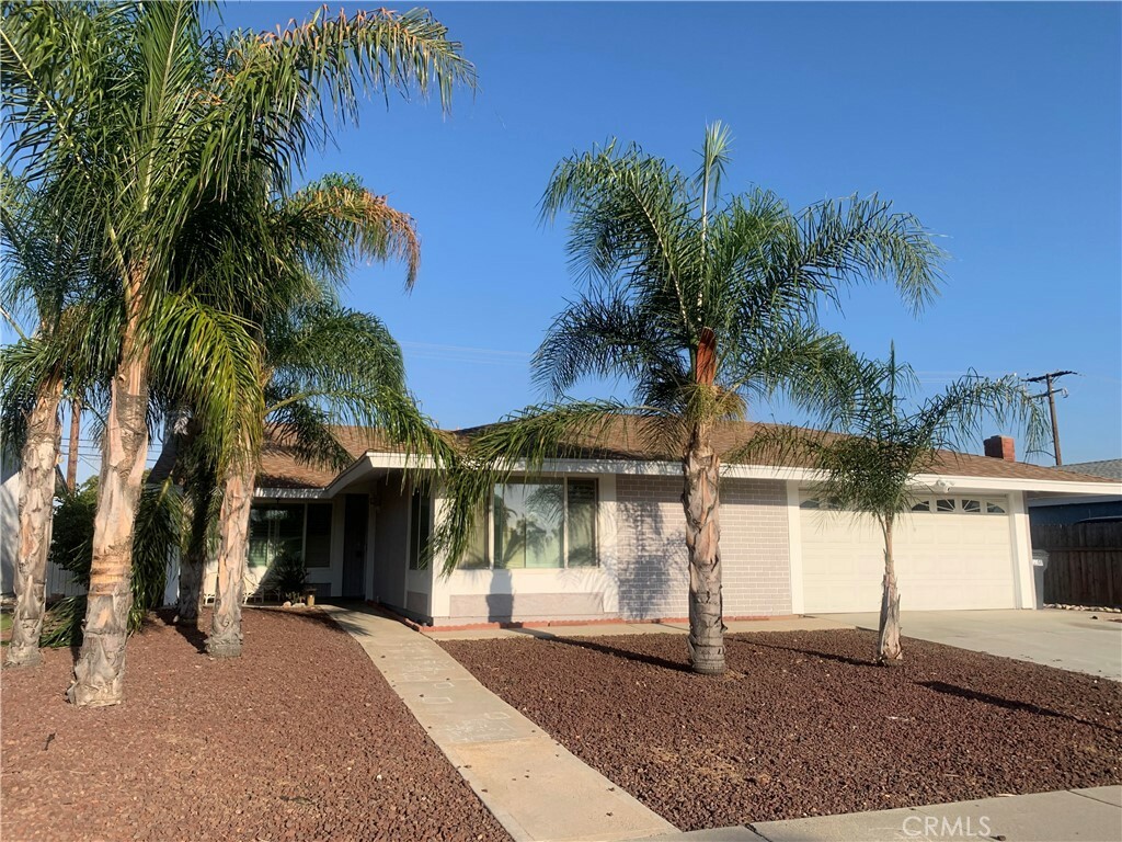 Property Photo:  13638 Persimmon Road  CA 92553 