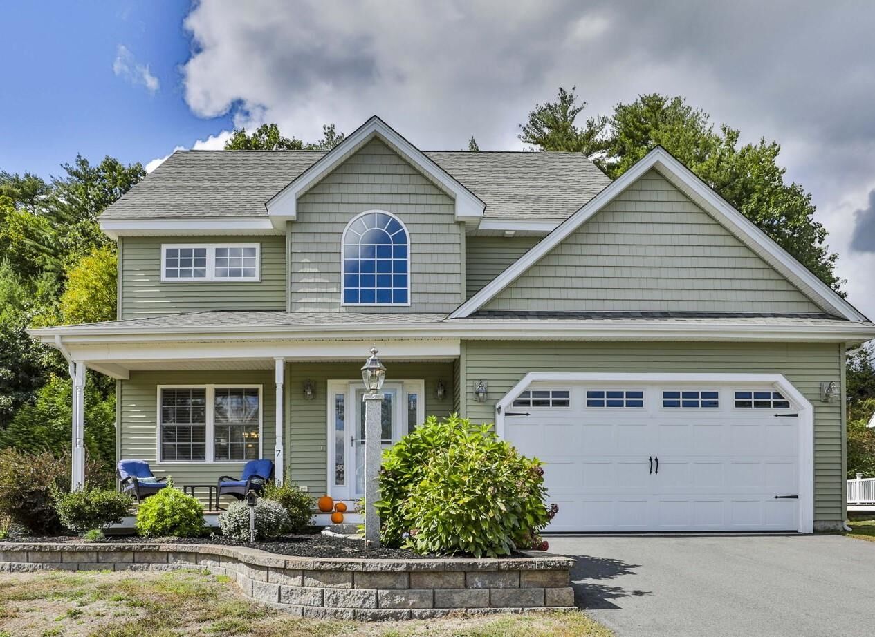 Property Photo:  7 Mulligan Way  NH 03848 