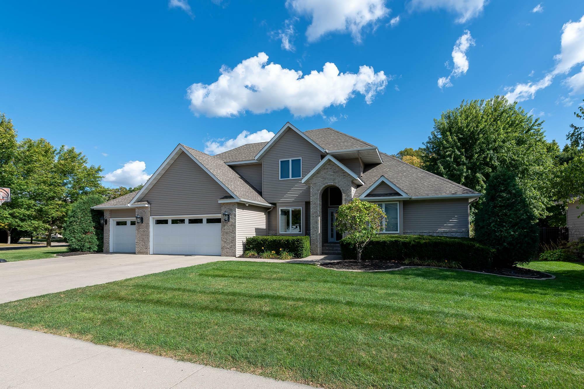 Property Photo:  2026 Howard Drive  MN 56003 