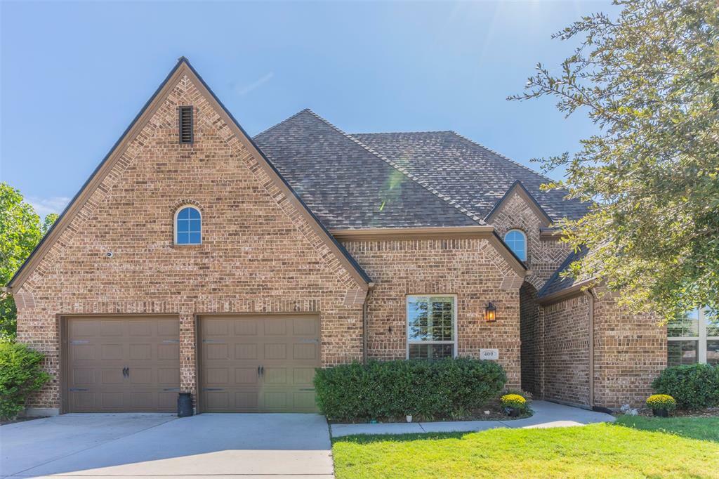 Property Photo:  400 Lomax Lane  TX 76131 