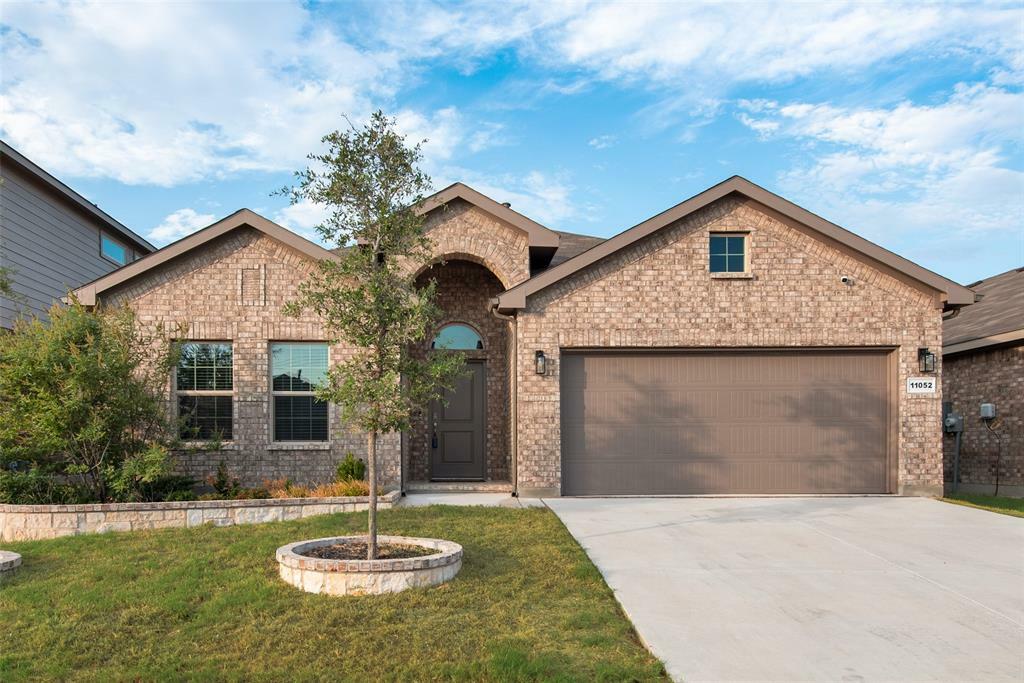 Property Photo:  11052 Rockchapel Drive  TX 76052 