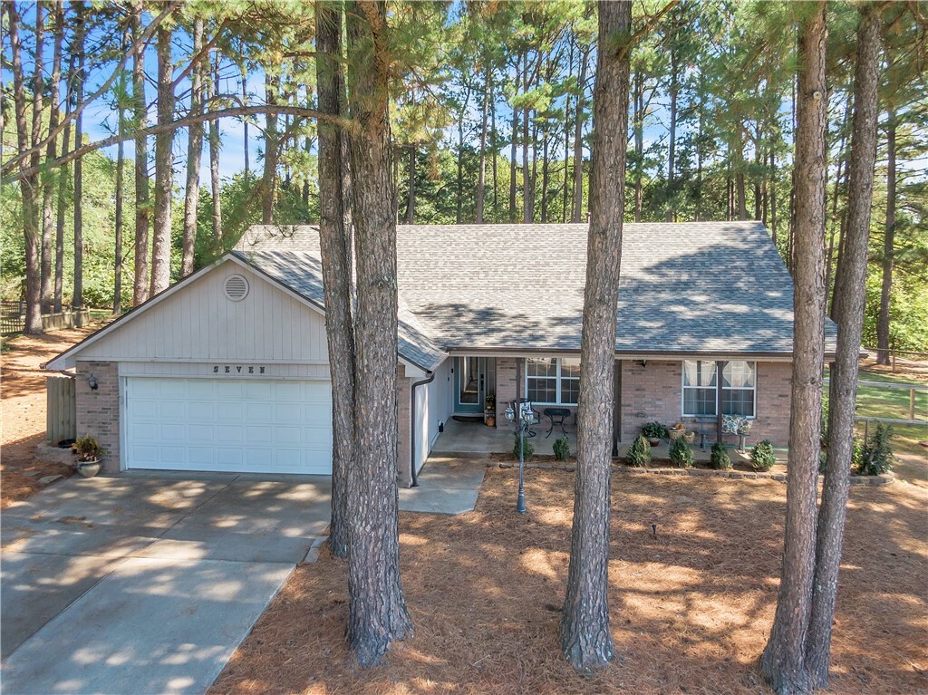 Property Photo:  7 Fairlie Lane  AR 72715 