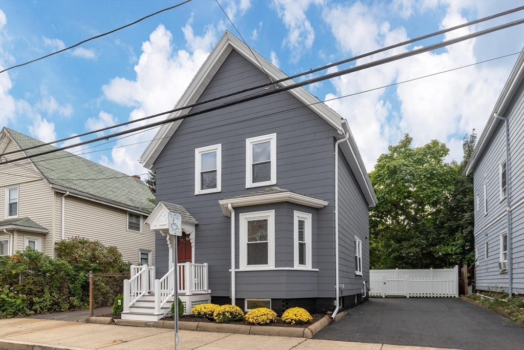 Property Photo:  10 Williams Ave  MA 01902 