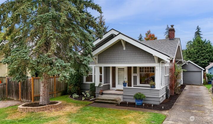 Property Photo:  1144 Grant Street  WA 98225 