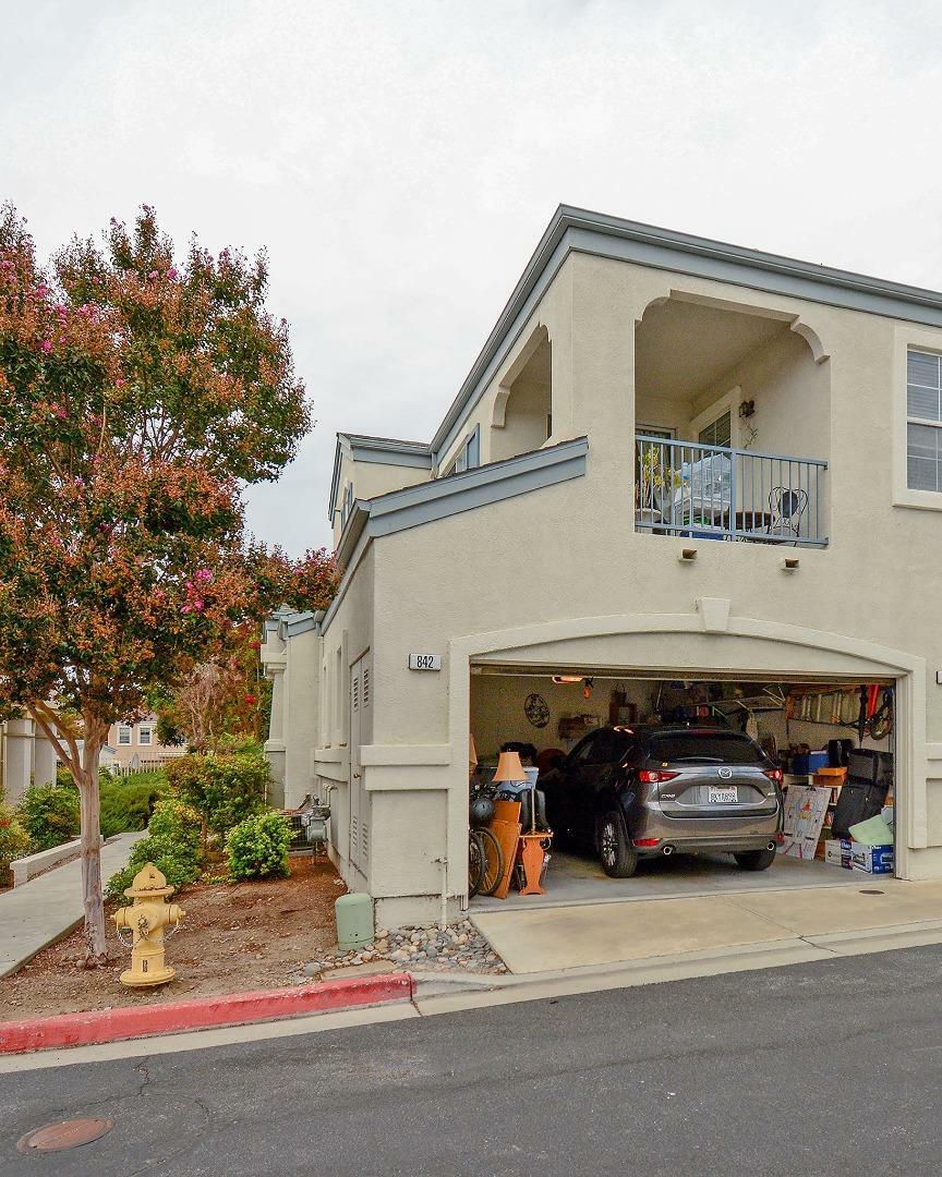 Property Photo:  842 Basking Lane  CA 95138 