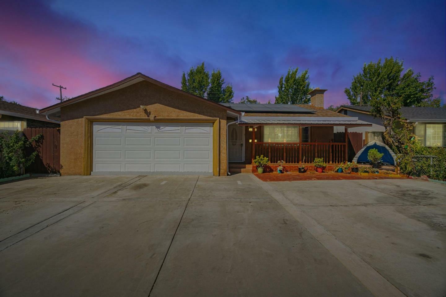 Property Photo:  2543 Bambi Lane  CA 95116 