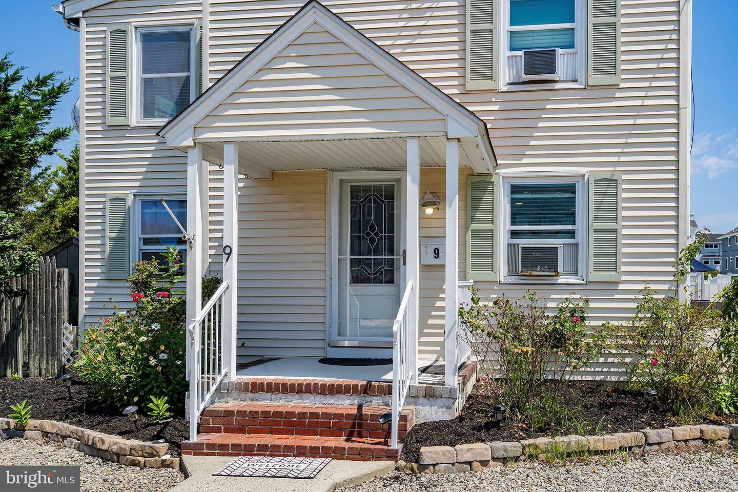 Property Photo:  9 E Maryland Avenue  NJ 08008 