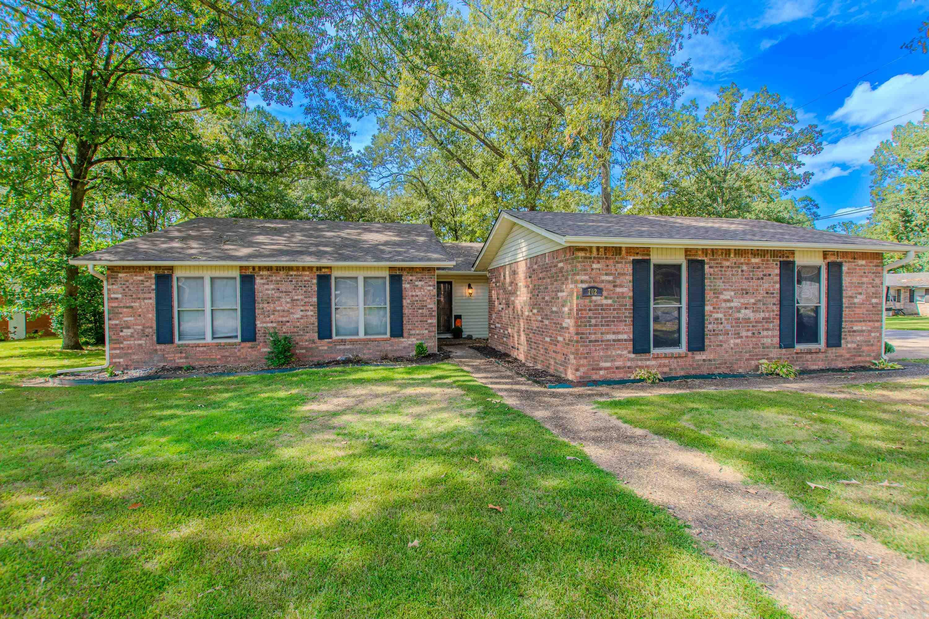 702 Edgemoor Terrace  Benton AR 72015 photo