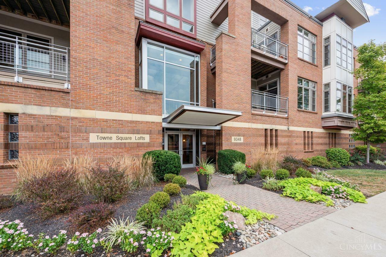 Property Photo:  9348 Towne Square Avenue  OH 45242 