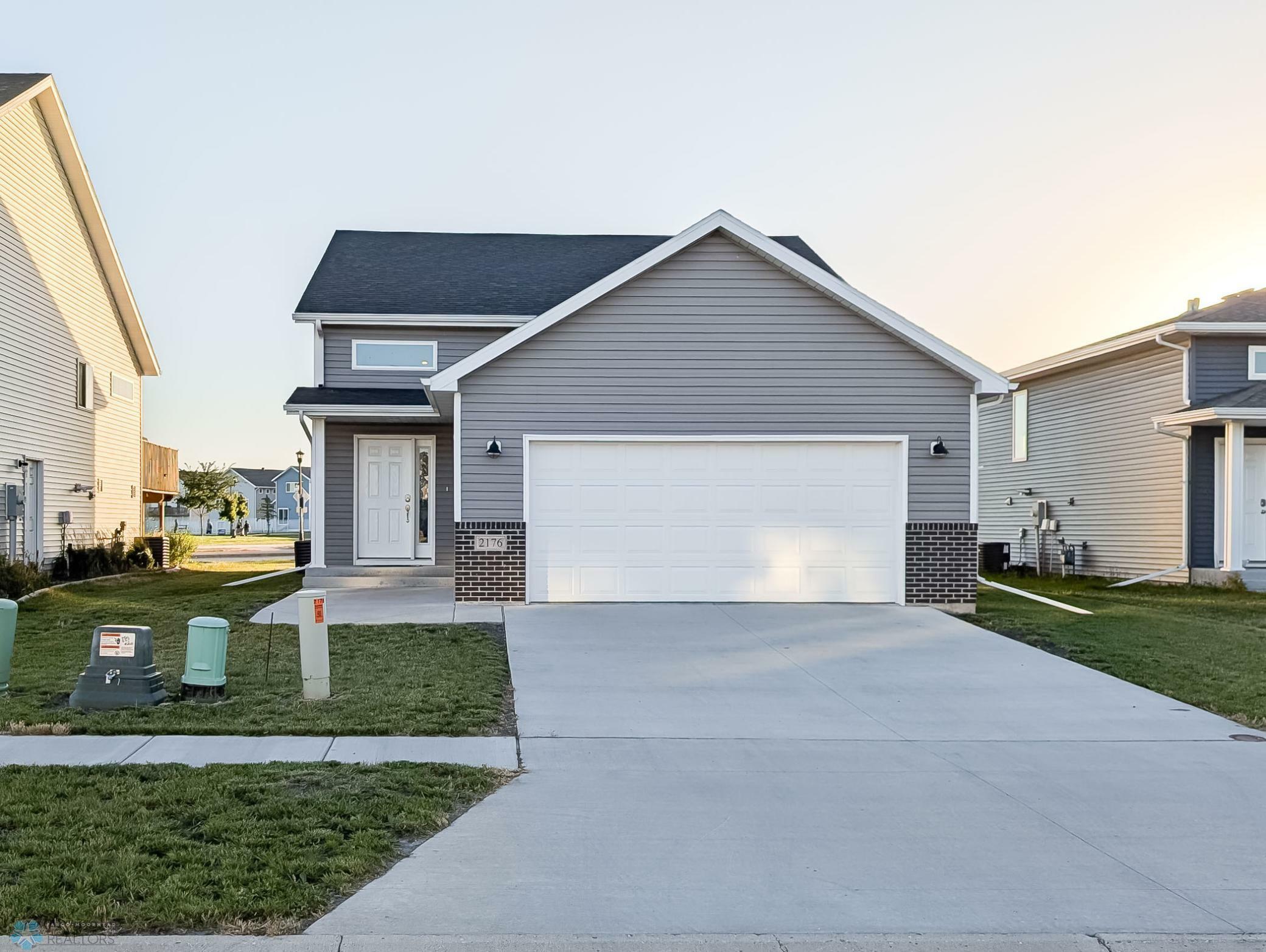 Property Photo:  2176 Dock Drive W  ND 58078 