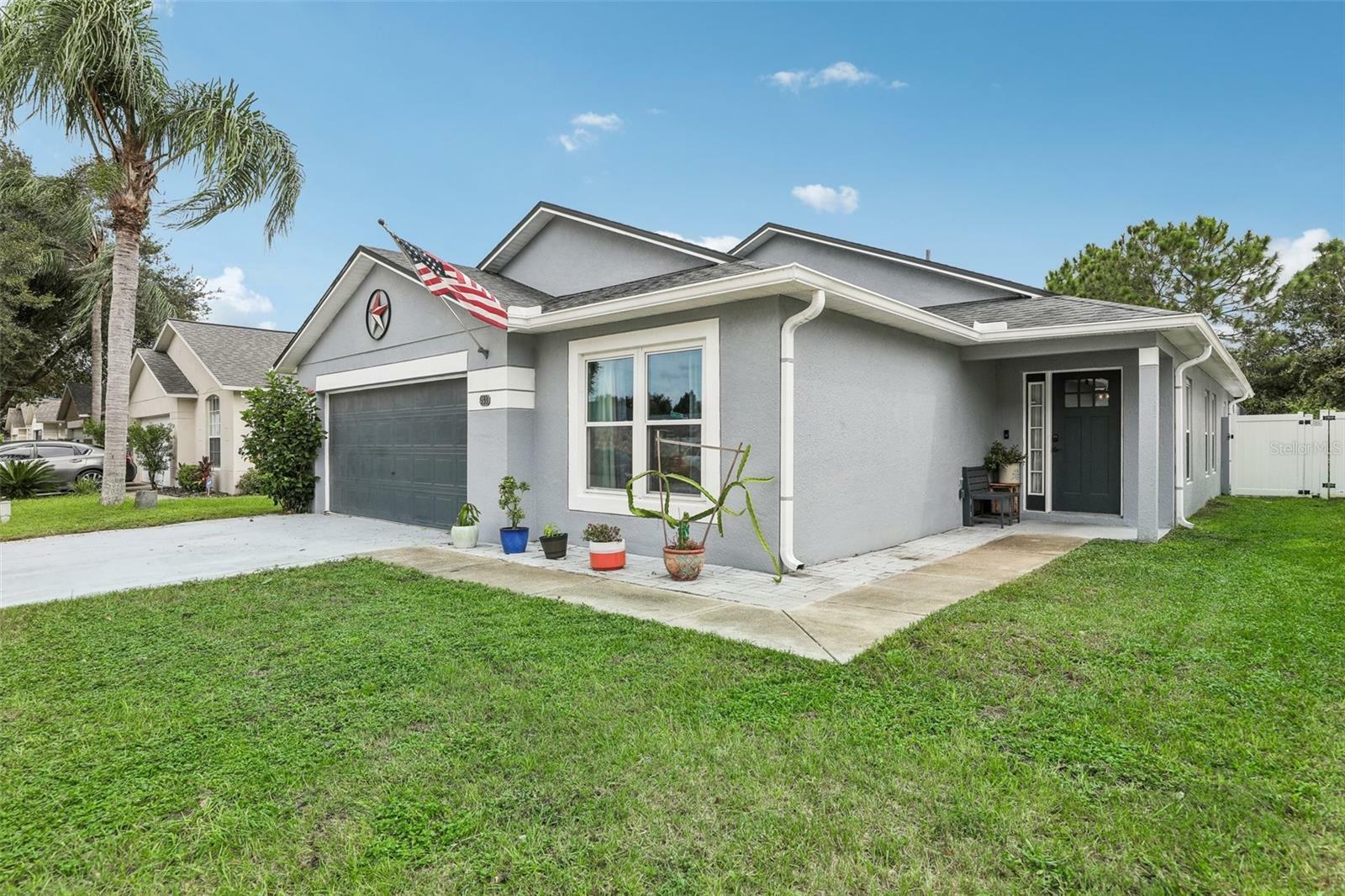 Property Photo:  933 Clear Creek Circle  FL 34714 