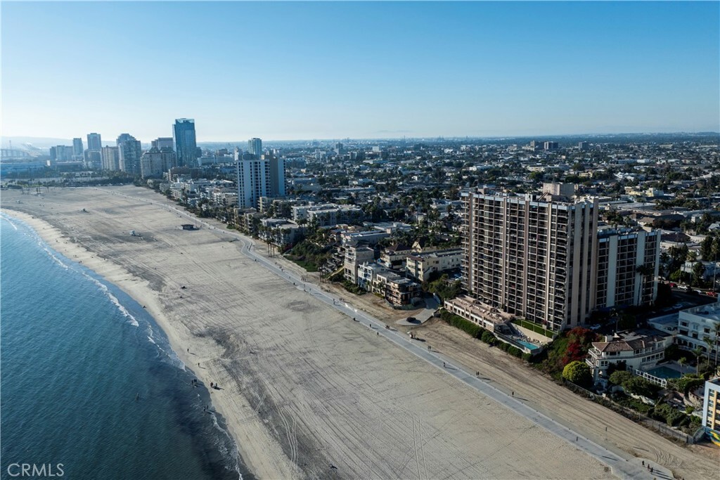 Property Photo:  1750 E Ocean Boulevard 1211  CA 90802 