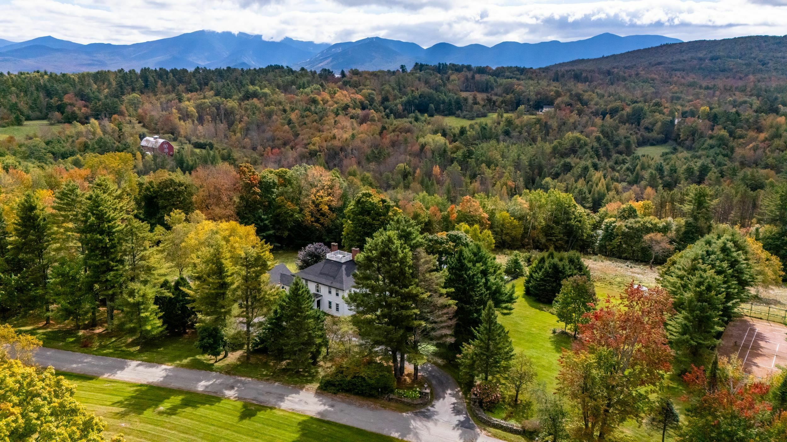 Property Photo: 211 Grandview Road NH 03586
