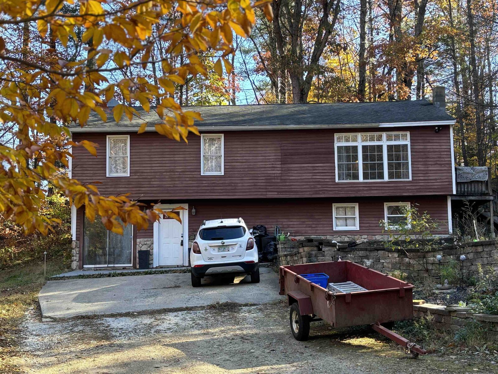 Property Photo:  23 Elizabeth Road  NH 03873 