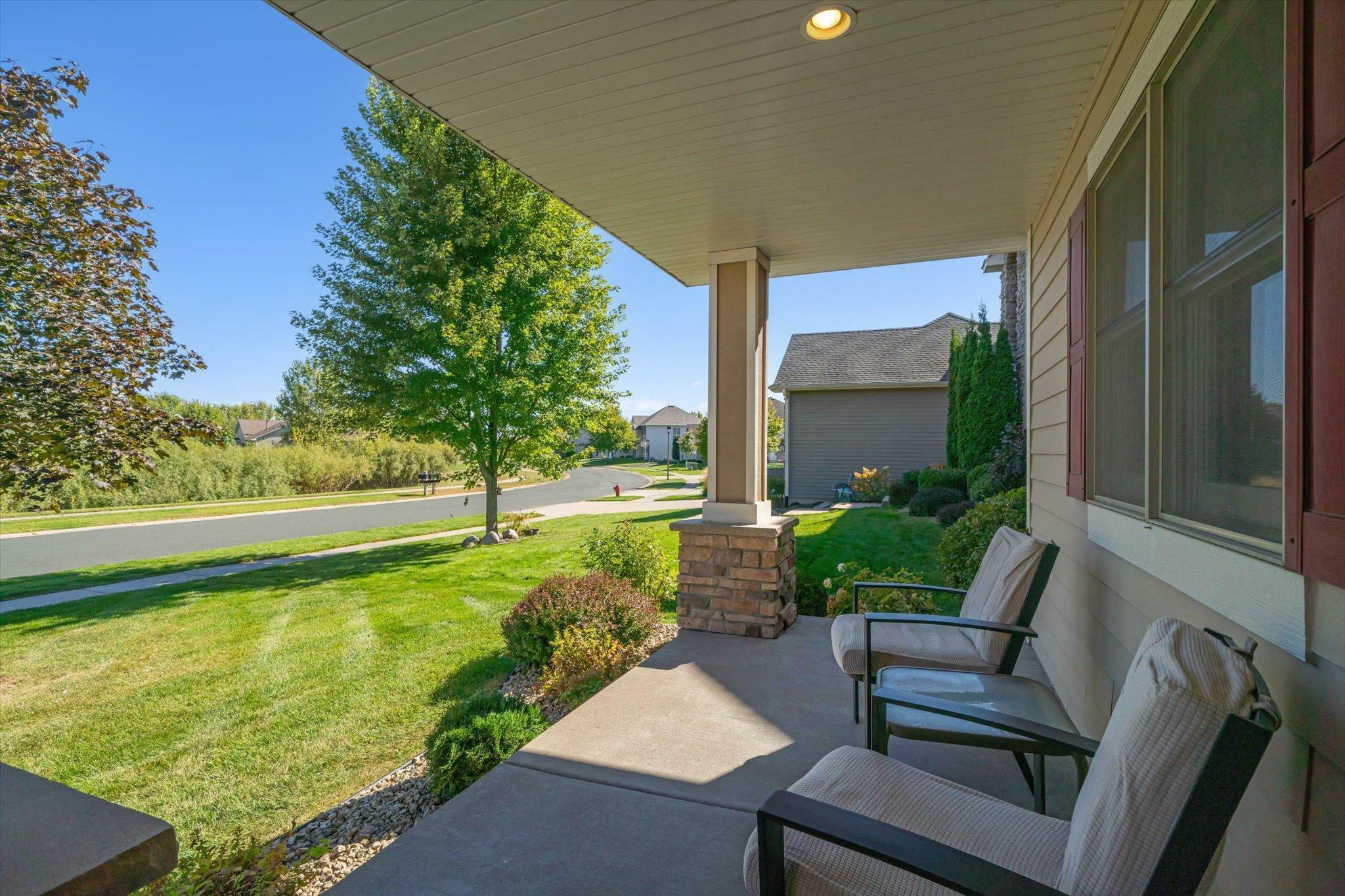 Property Photo:  9877 Walnut Grove Lane N  MN 55311 