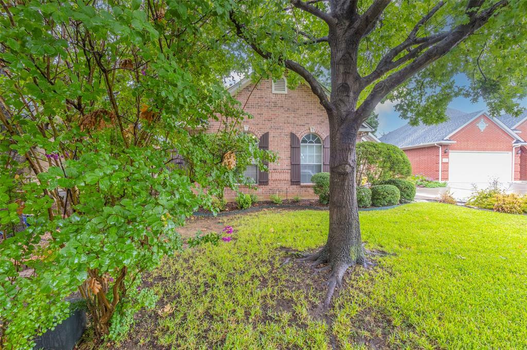 Property Photo:  1117 Ellison Park Circle  TX 76205 