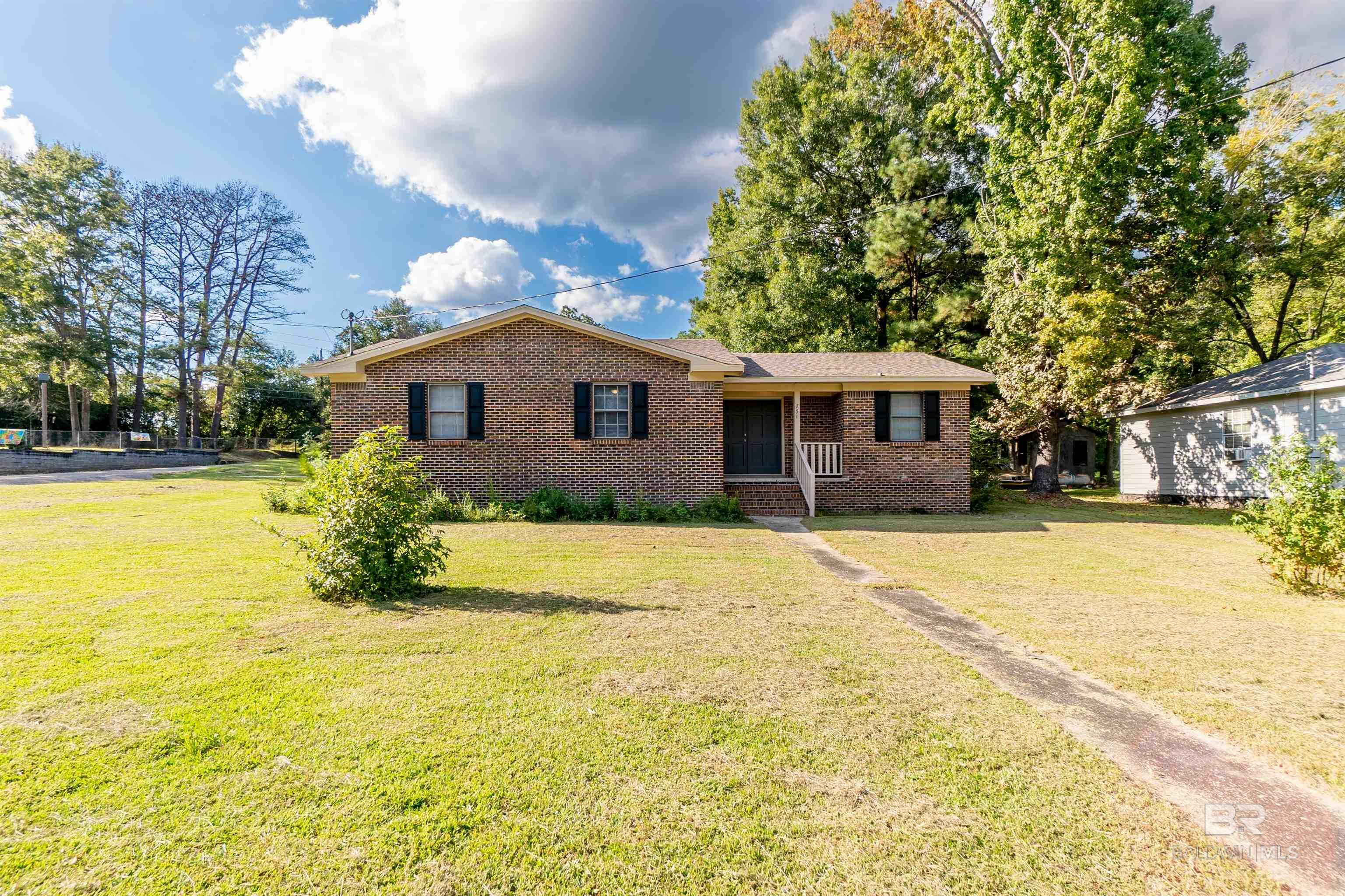 Property Photo:  751 Liles Boulevard  AL 36426 