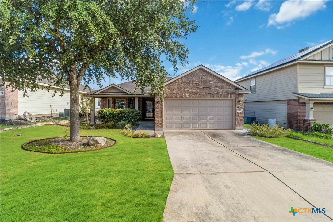 Property Photo:  7927 Hatchmere Court  TX 78109 