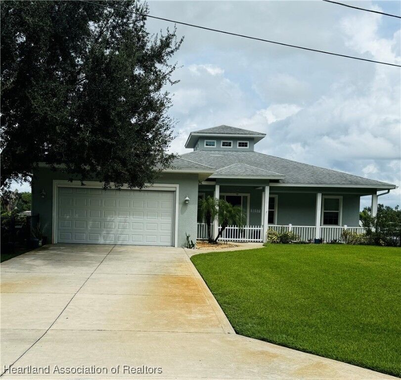 Property Photo: 3057 Waterway Drive FL 33852