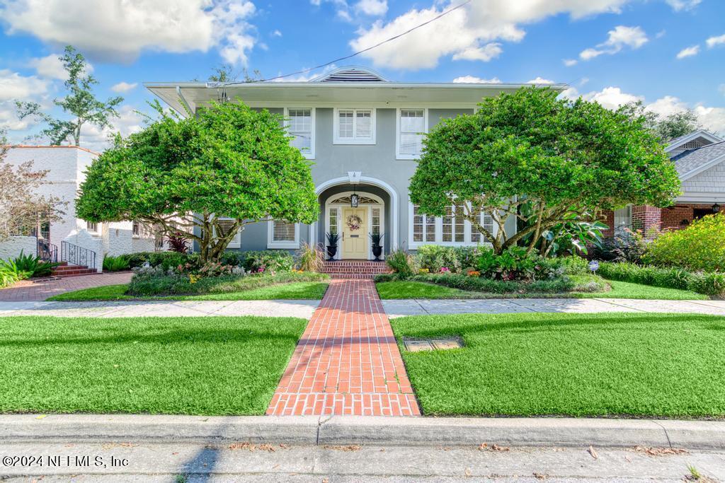 Property Photo: 1639 Challen Avenue FL 32205