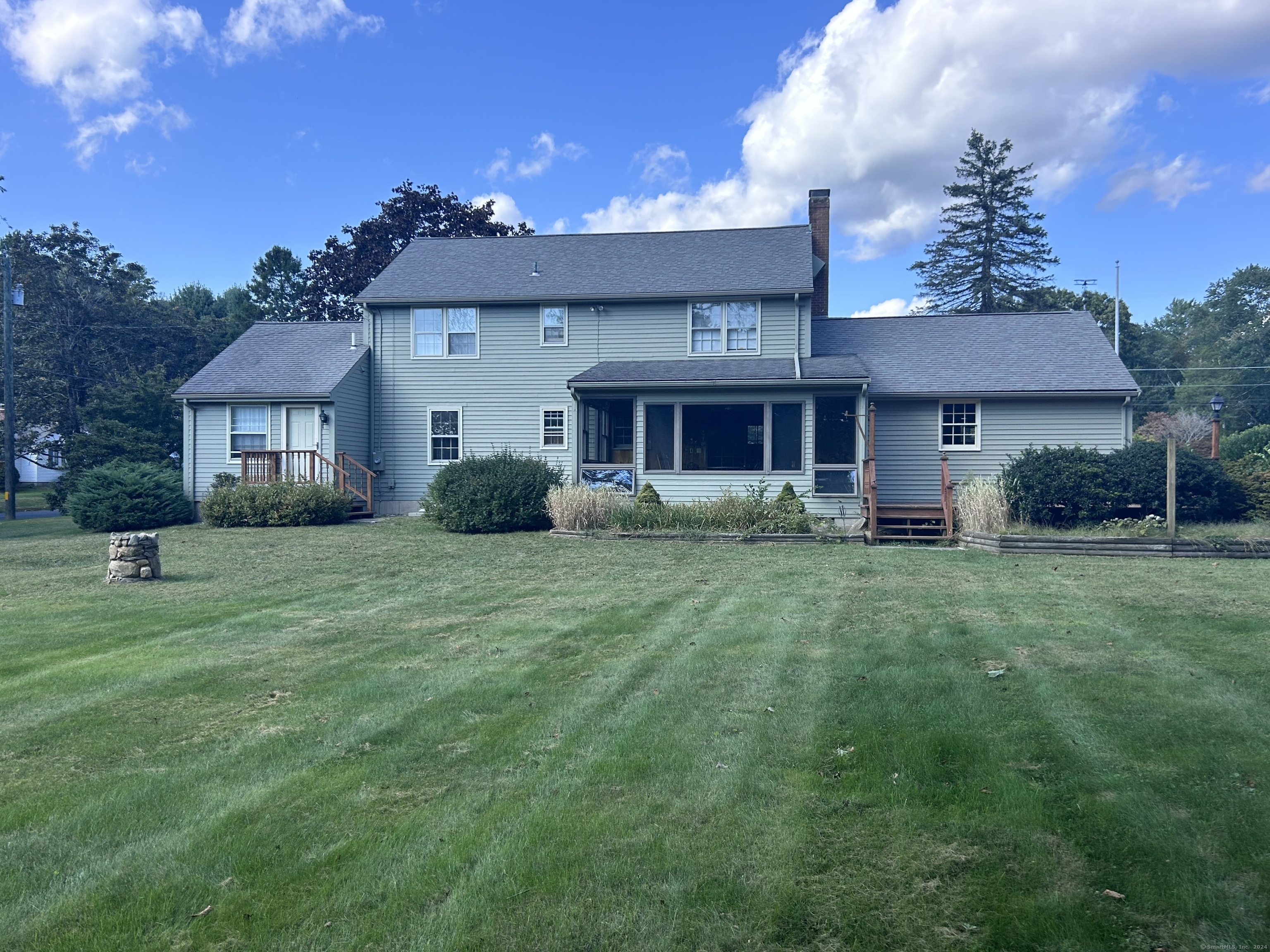 Property Photo:  2 Mallard Drive  CT 06475 