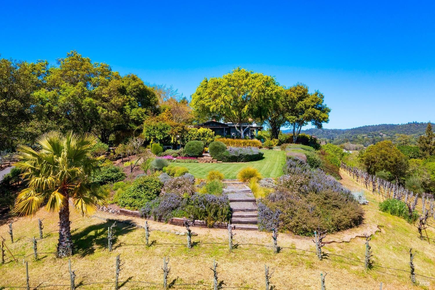 Property Photo: 6011 W Dry Creek Road CA 95448
