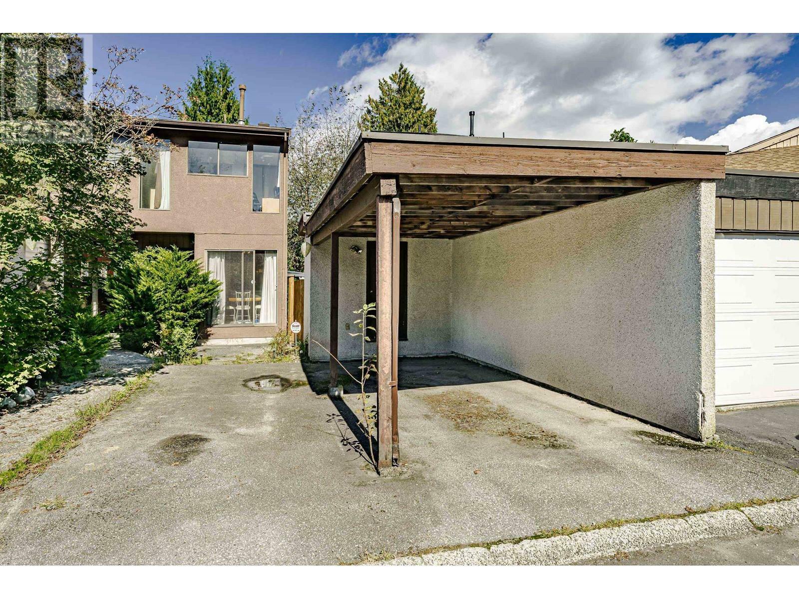 Property Photo:  3033 Ashbrook Place  BC V3C 4A8 