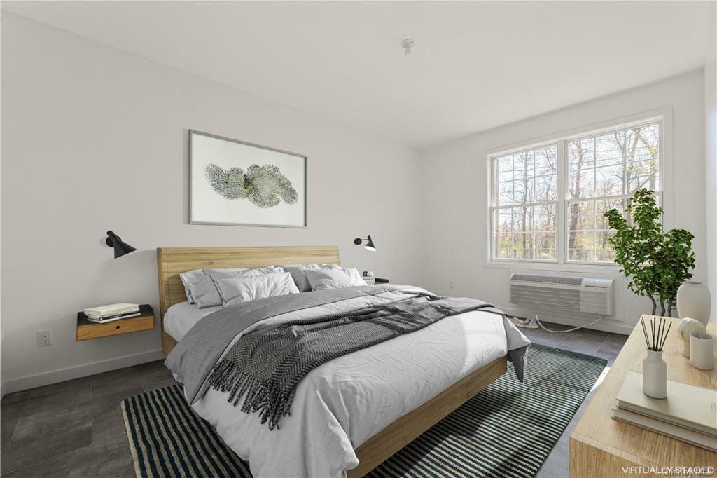 Property Photo:  962 S Route 9W 208  NY 10920 