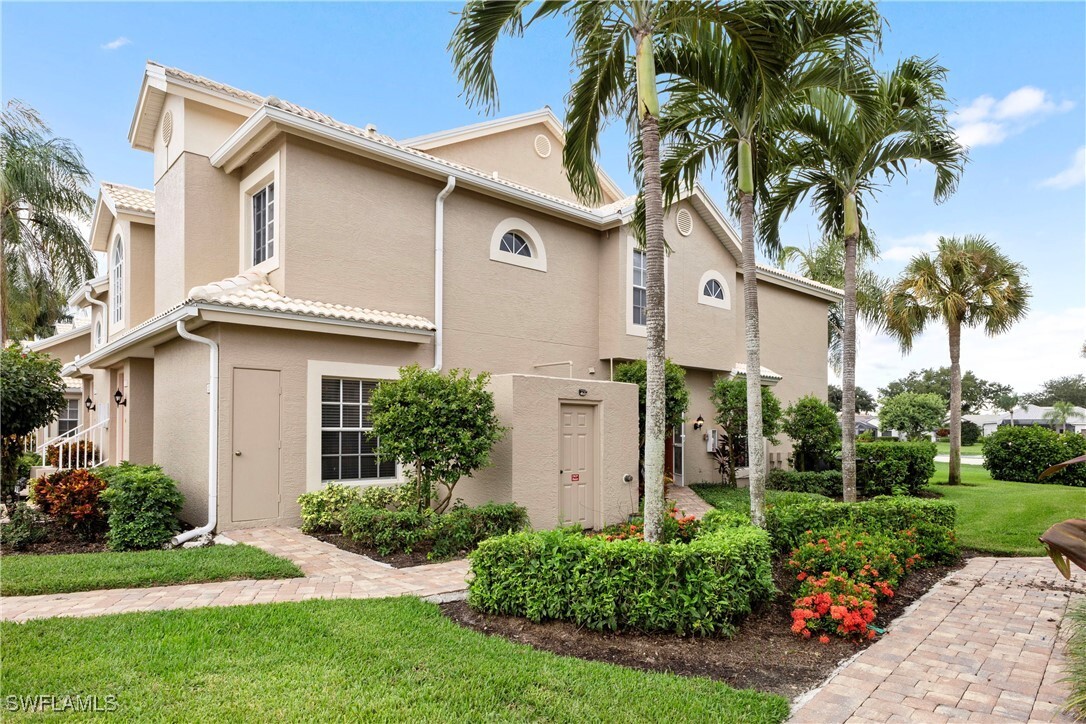Property Photo: 13601 Worthington Way 1206 FL 34135