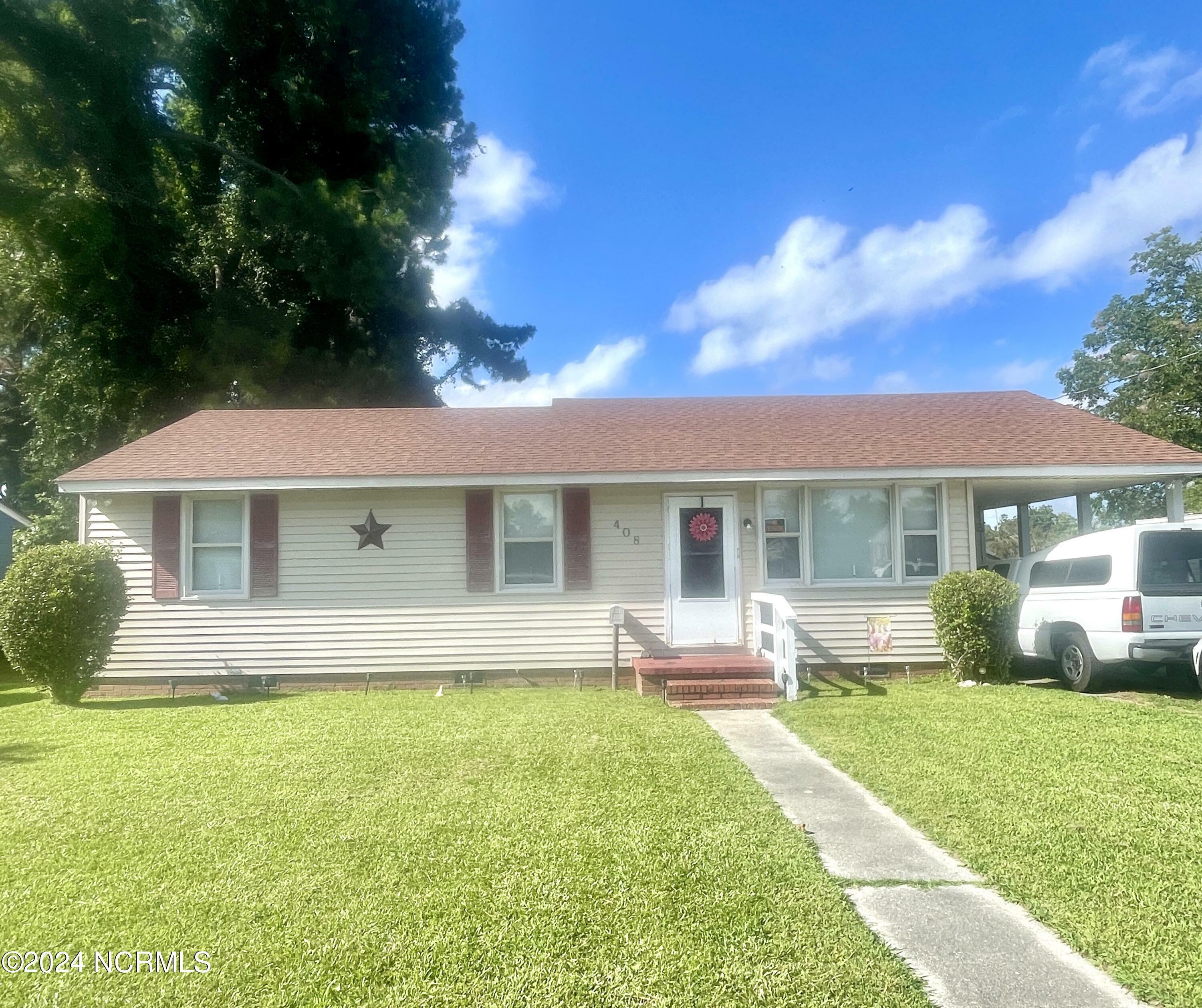 408 New York Avenue  Elizabeth City NC 27909 photo