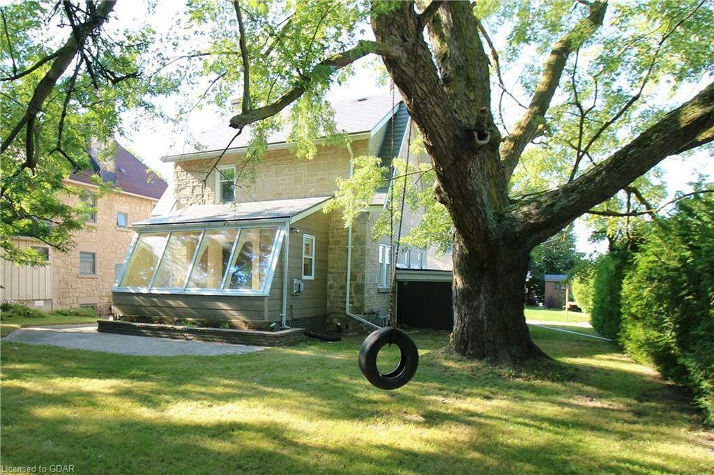 Photo de la propriété:  390 Brock Street  ON N1M 2T7 