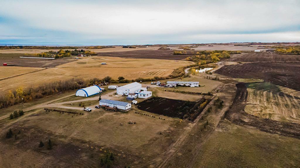 Property Photo: 723047 Range Road 54 AB T8X 4J6