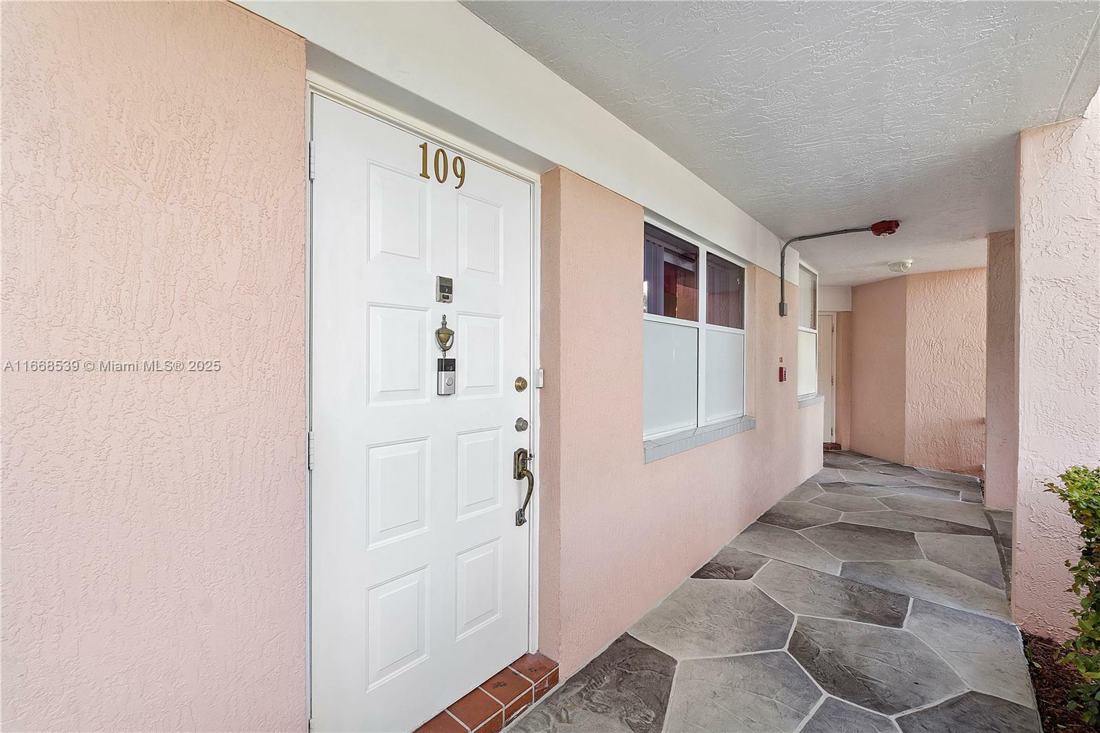 Property Photo:  2551 NW 103rd Ave 109  FL 33322 