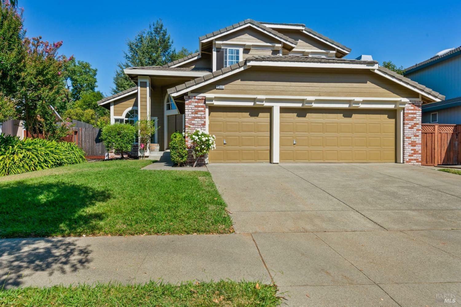 Property Photo:  2093 Pinercrest Drive  CA 95403 