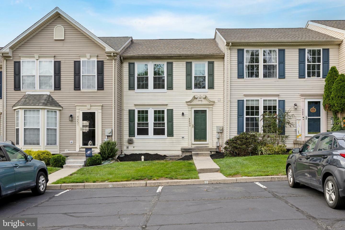 Property Photo:  4453 Glenwood Drive  PA 18074 