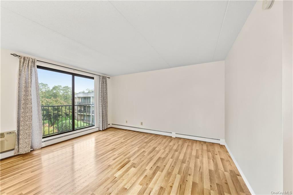 Property Photo:  150 Overlook Avenue 3G  NY 10566 