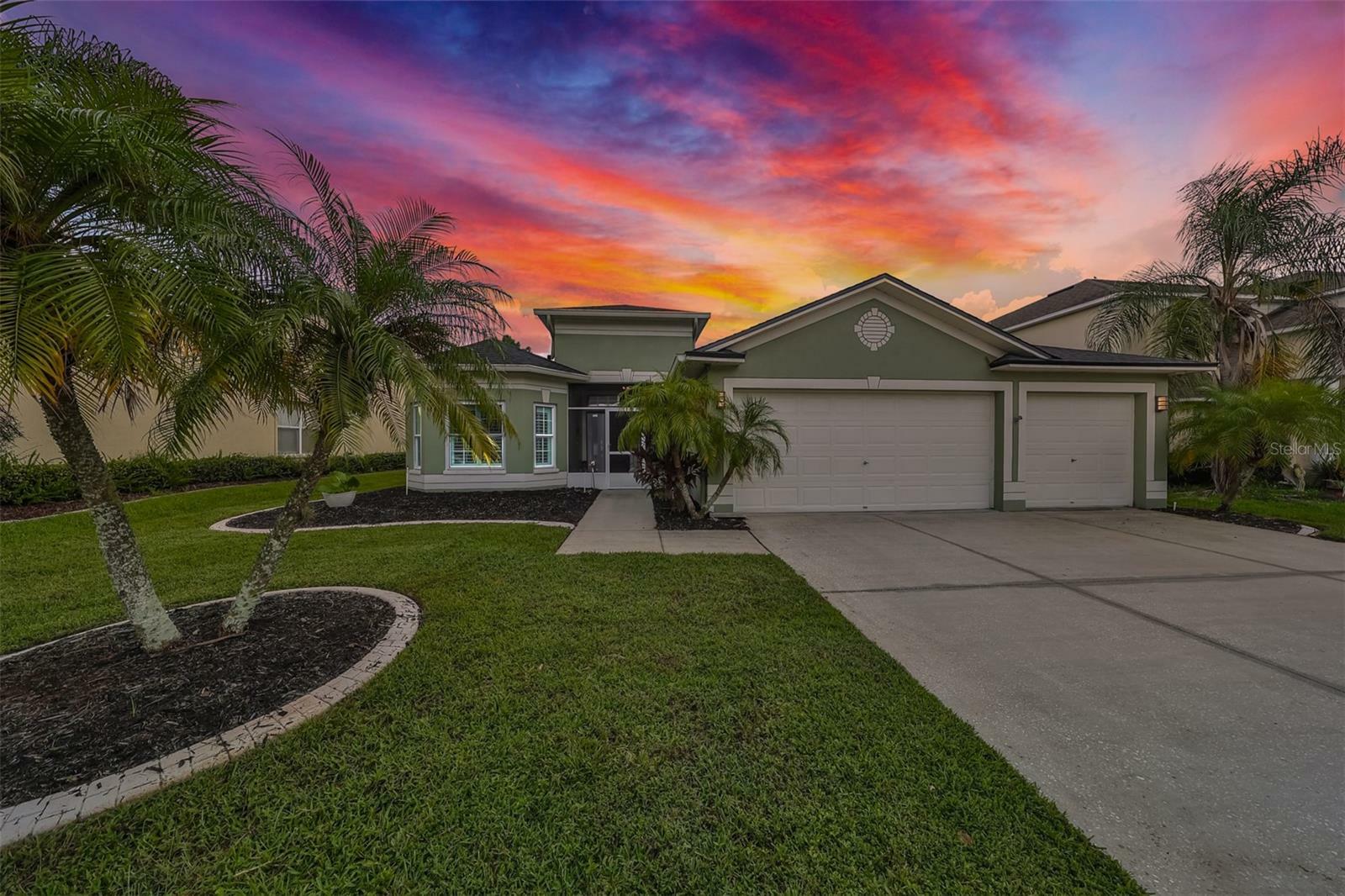 Property Photo:  10926 Sailbrooke Drive  FL 33579 