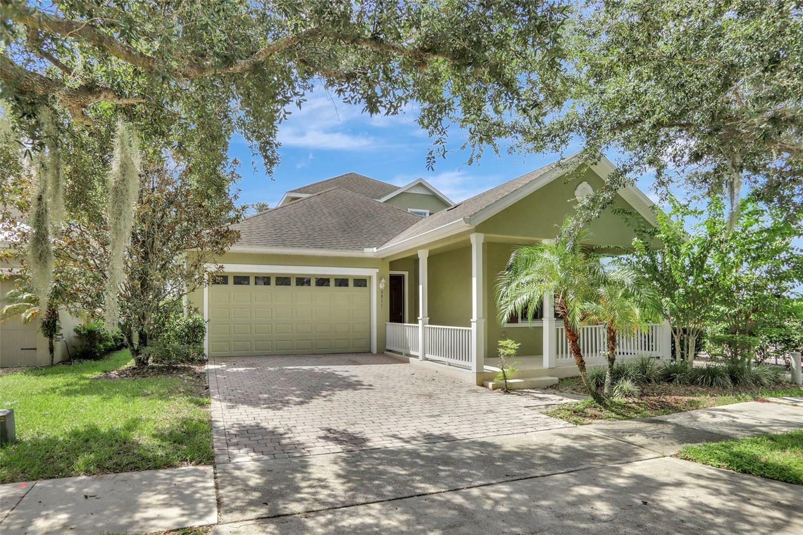 Property Photo:  6811 Helmsley Circle  FL 34786 