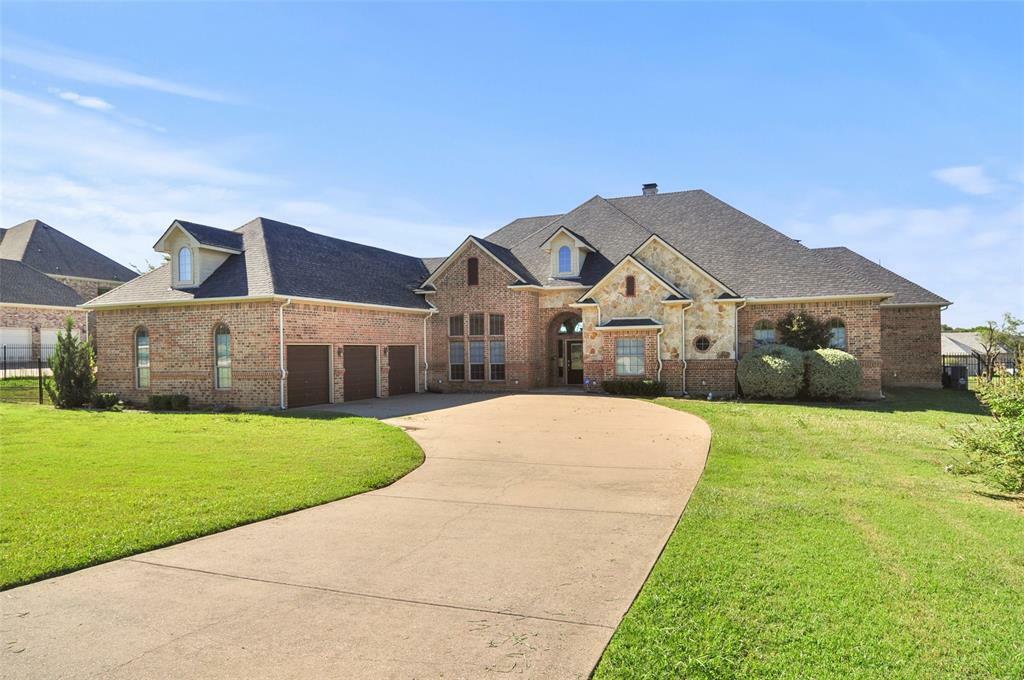 Property Photo:  2418 Magic Valley Lane  TX 75104 