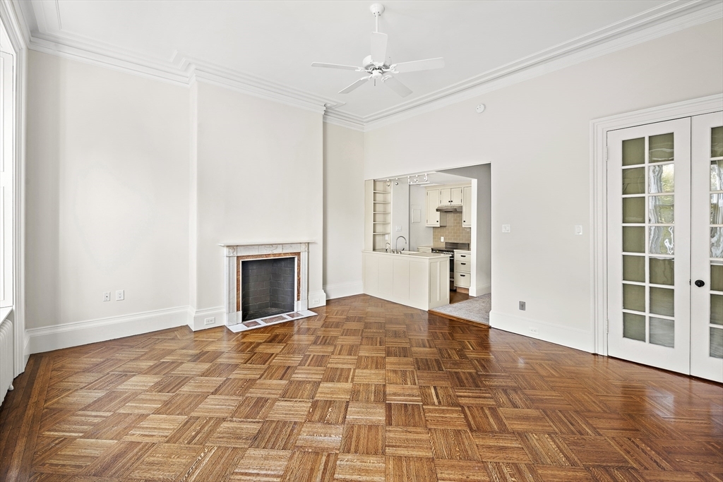 Property Photo: 73 Marlborough St 4 MA 02116