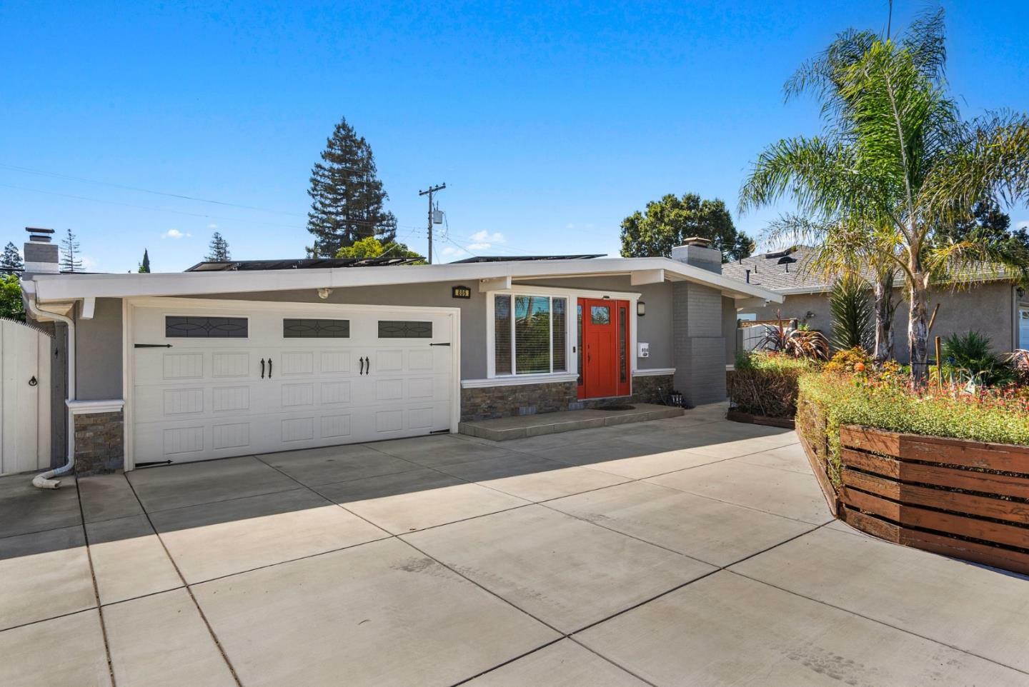 Property Photo:  806 West Rincon Avenue  CA 95008 