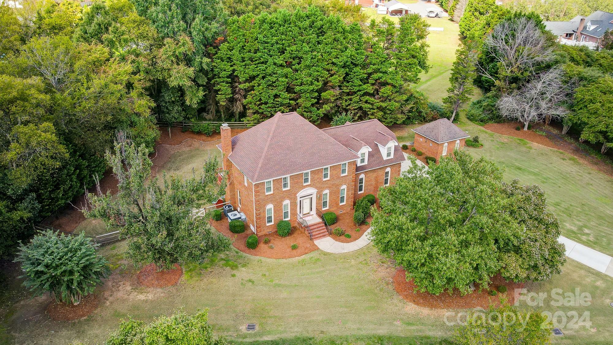 Property Photo:  8321 Knights Court  NC 28075 