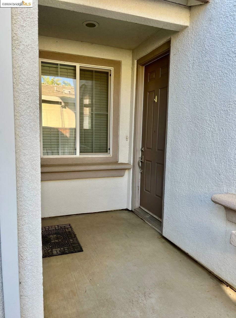 Property Photo:  5630 Arcadia Cir  CA 94505 