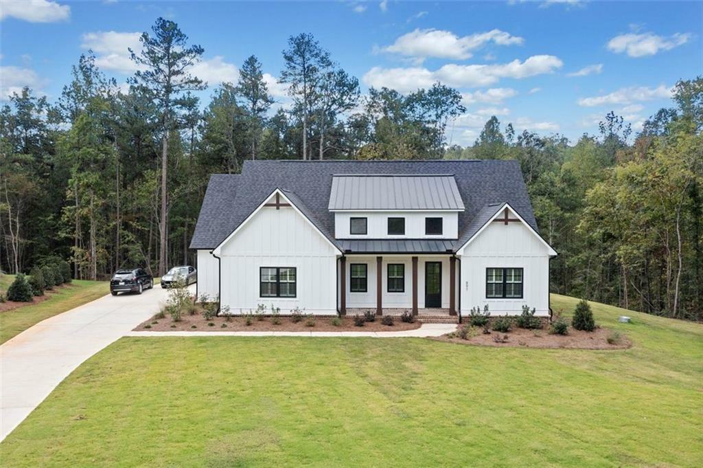 Property Photo:  897 Oxford Road  GA 30107 